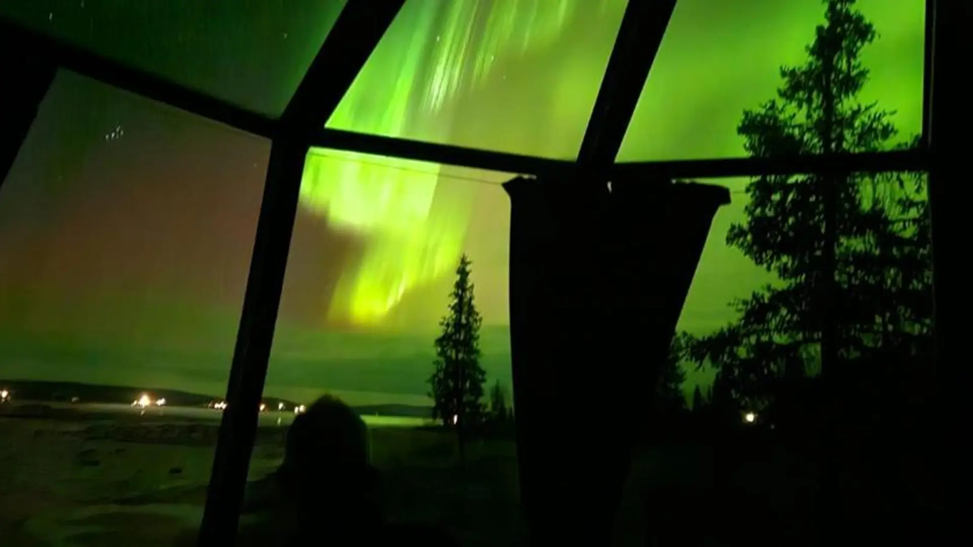 Best Glass Igloos in Swedish Lapland hero image