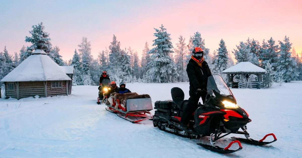 Snowmobile Sleigh Ride Kiruna: Relaxing 2-Hour Arctic Tour